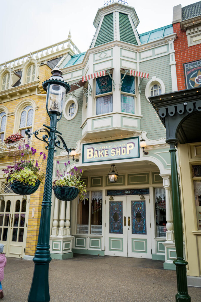 Disneyland Paris Main Street Usa Guide Things To Do Where To Eat More