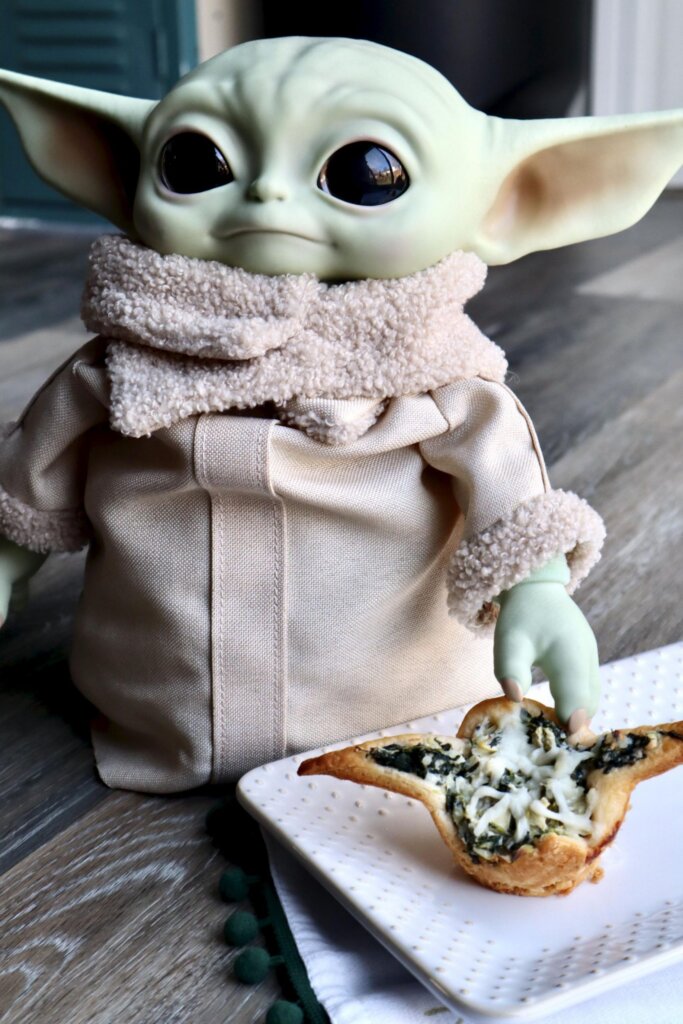 Baby Yoda spinach bites