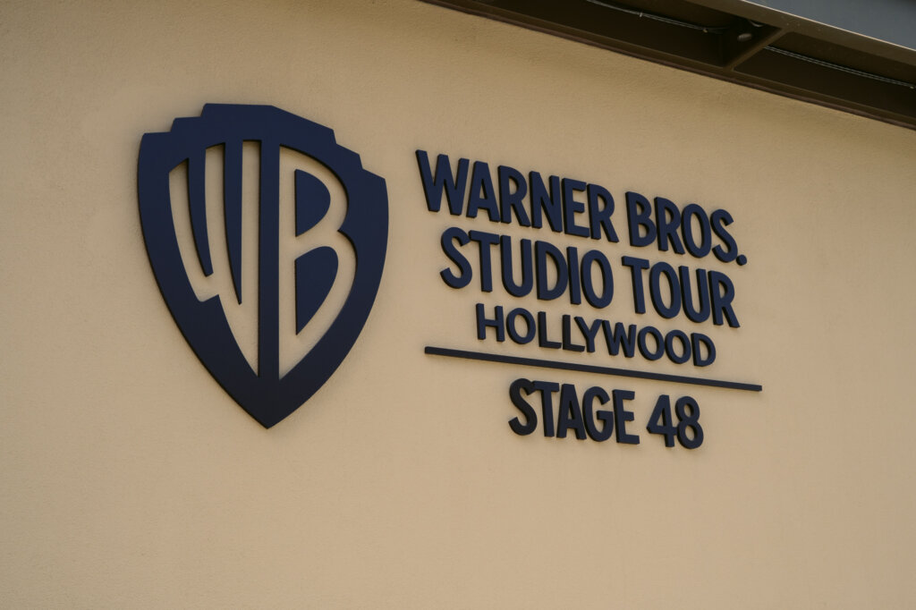 warner brothers tour friends